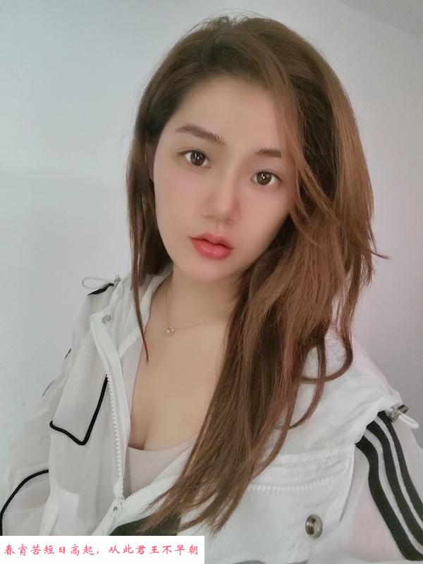 罗湖可可细腰美乳 第1张