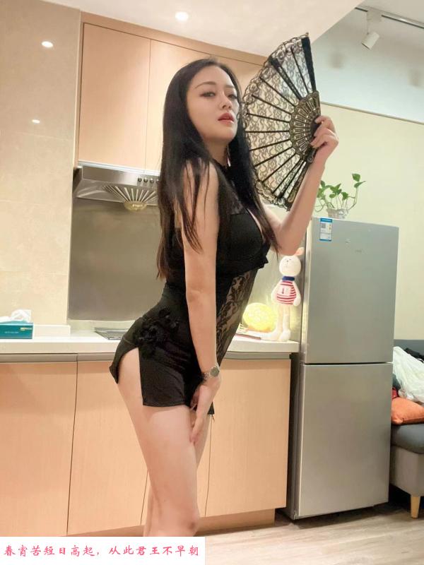 漂亮的小姐姐 第3张