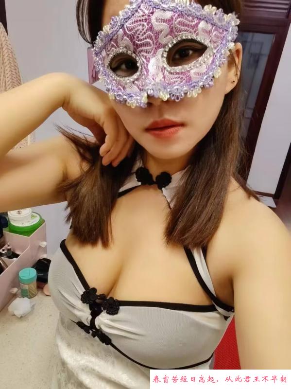 二涮美臀小姐姐 第3张