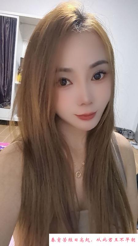 白云叶子很性感 第2张