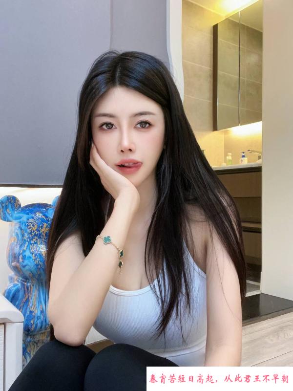 性感大胸身材好妹子 第1张