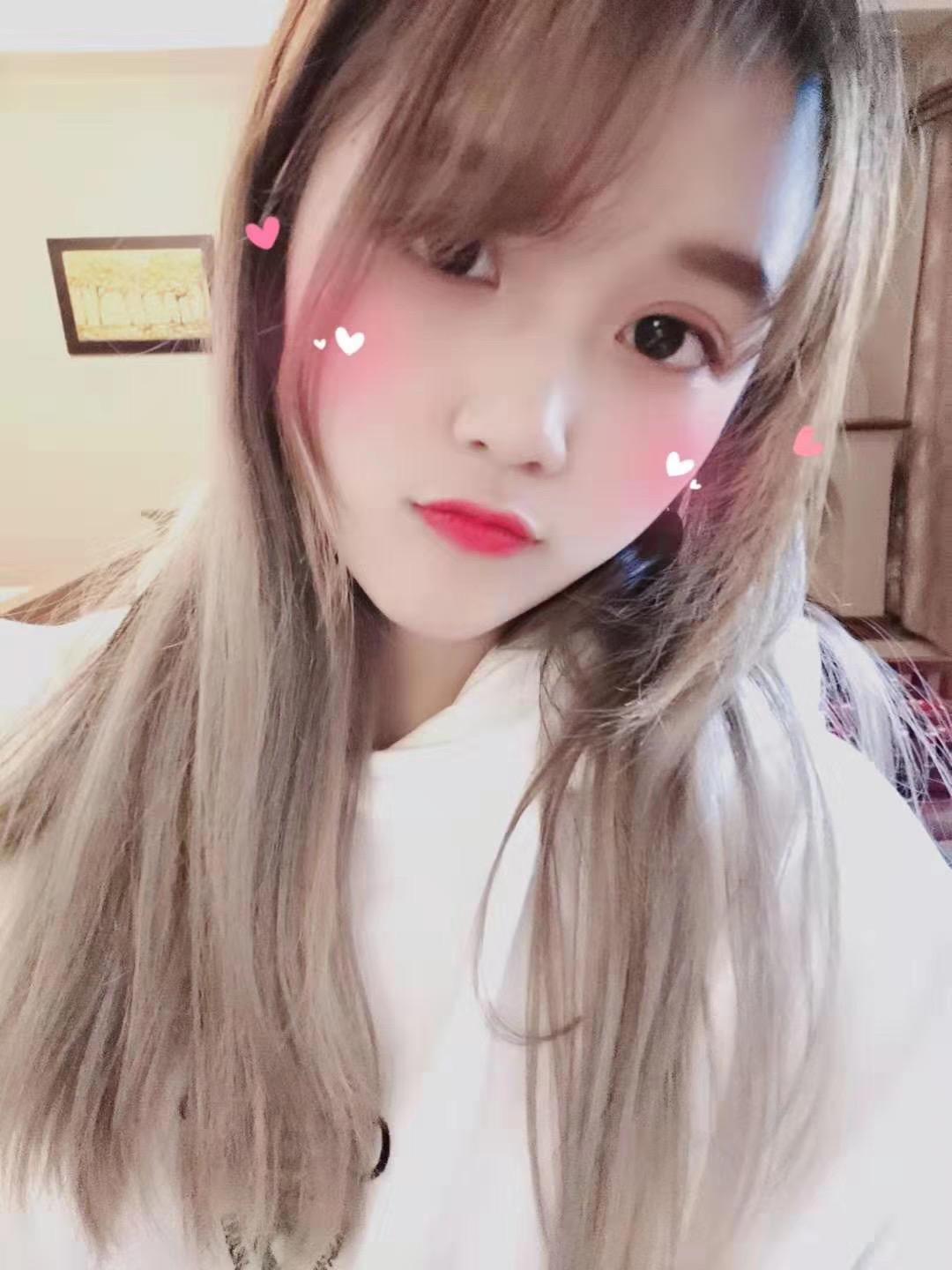 大连大连开发区超级白嫩20岁左右可爱小美女 第4张