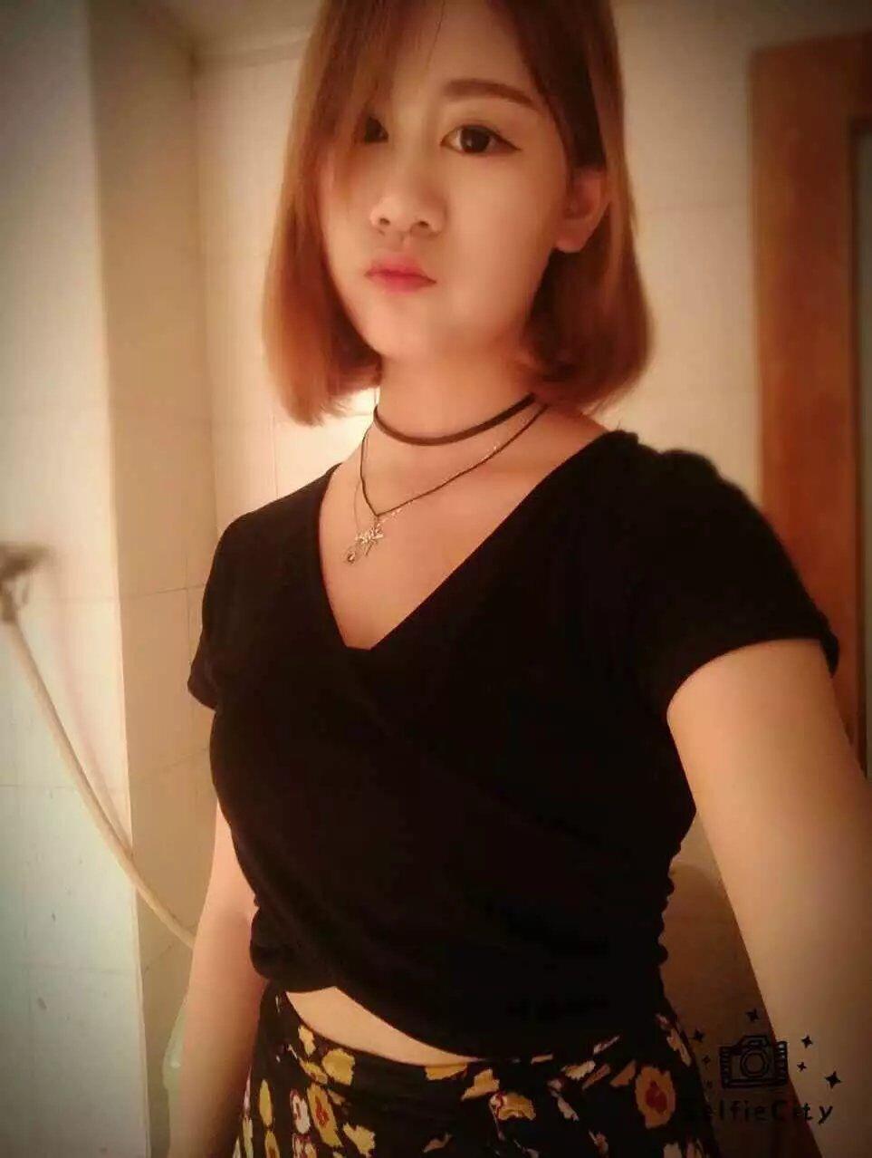 婷婷，武汉少有的漂亮性感楼凤 第1张