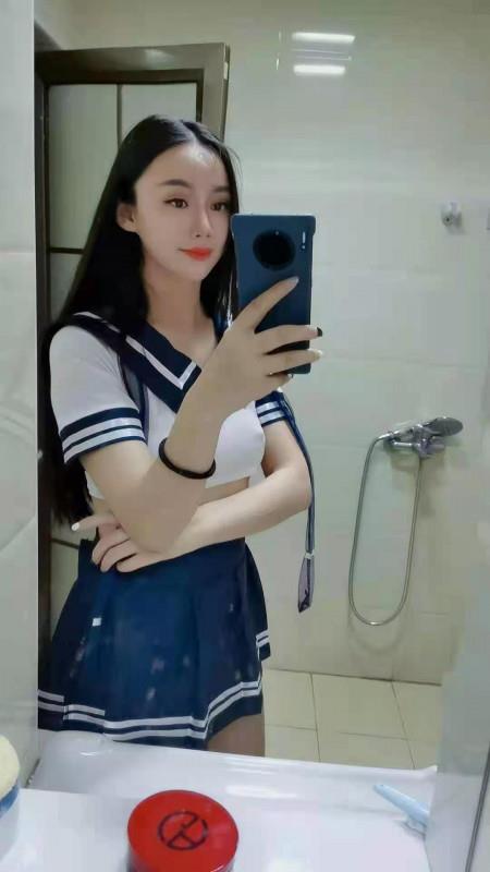 长腿美女佳琪 第1张