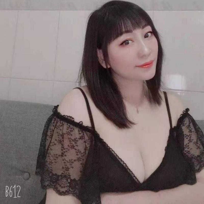 服务系丰满熟妇 第2张