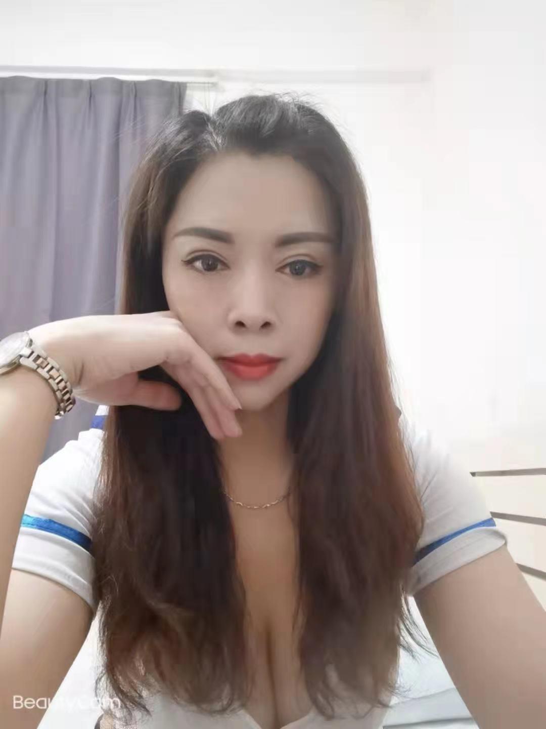 风情少妇媚儿 第1张