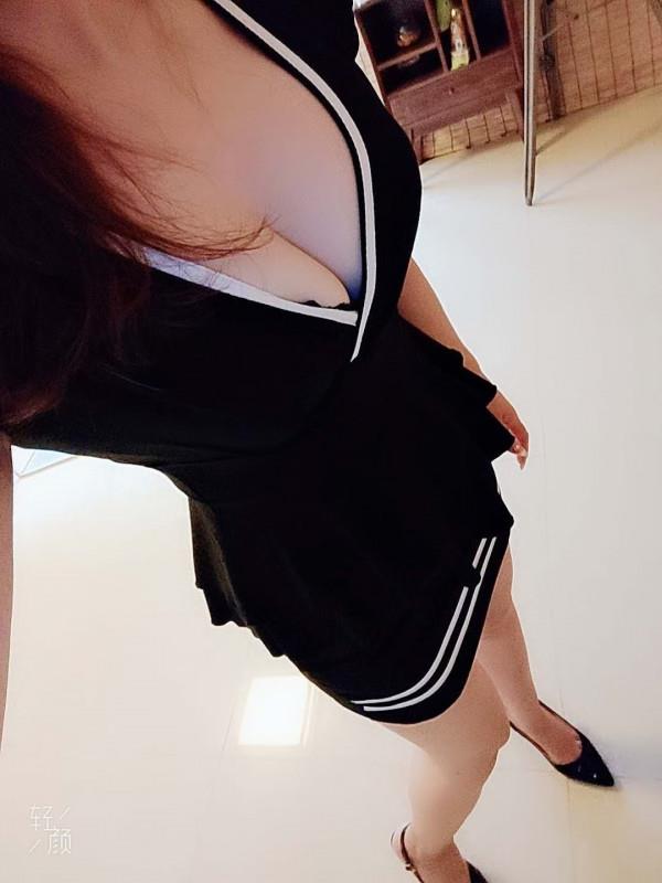 刚来北京的少妇 第2张