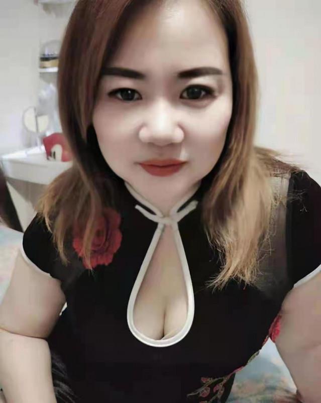 胸大屁股大泻火没的说 第1张