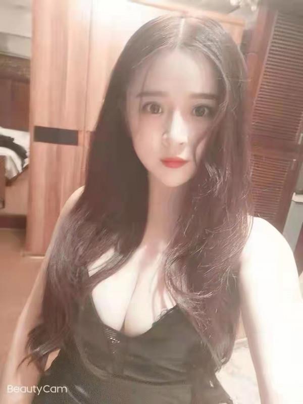 雨花小少妇菲儿 第1张