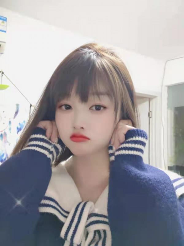 听话乖乖的小爱 第2张
