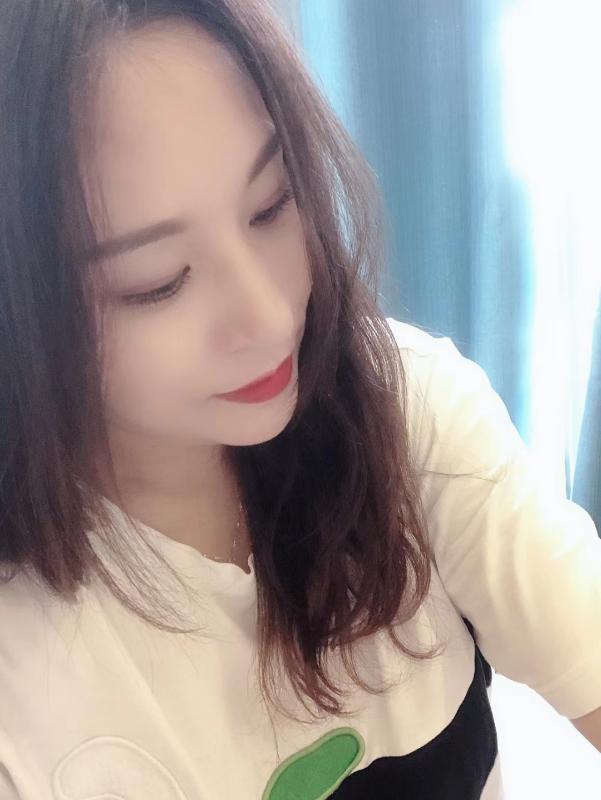 服务到位的骚妇 第1张