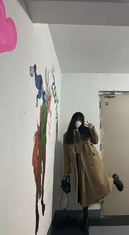 西城区一个大胸妹 第3张