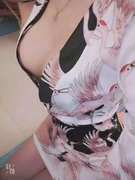 福田八卦岭妹子，胸大 第1张