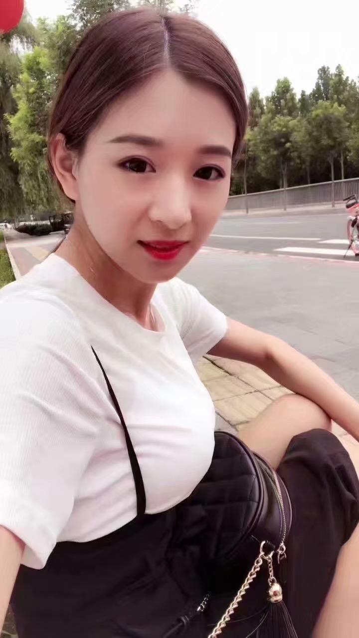 99年嫩妹 第3张